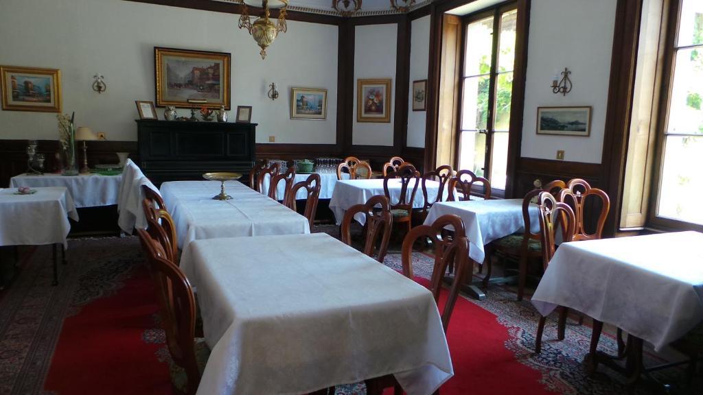 Hotel Du Parc - Manoir Du Baron Blanc Faverges Bagian luar foto